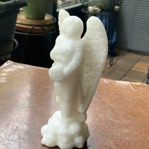 QUARTZITE HAND CARVED ANGEL